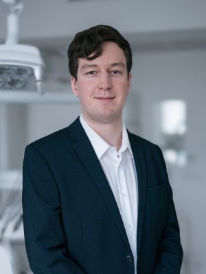 MDDr. Albert Okamura